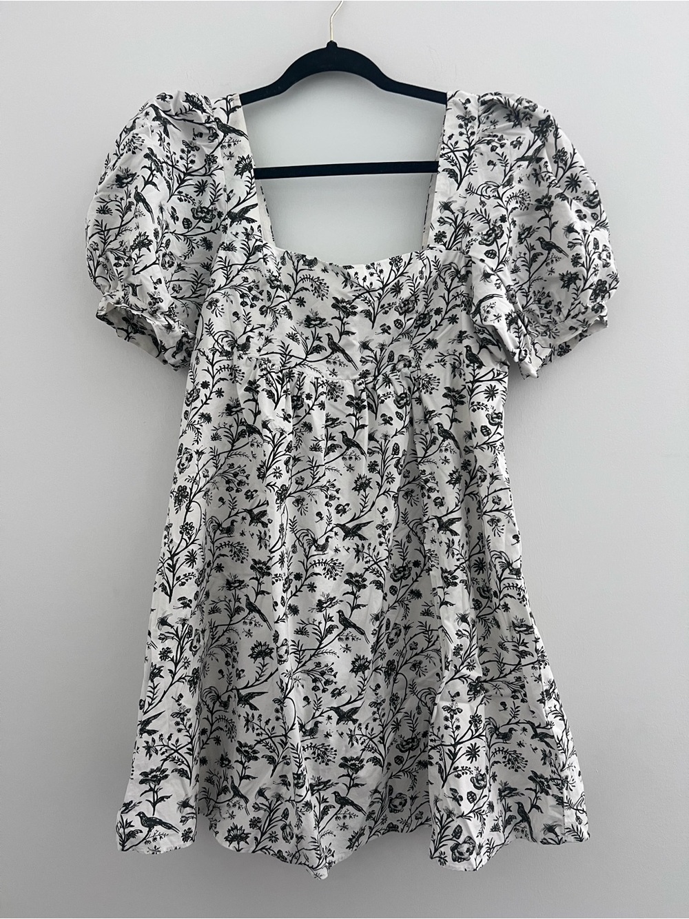 Urban Outfitters Black & White Floral Puff Sleeve Babydoll Dress